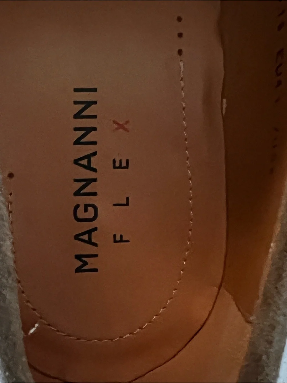 Magnanni classic men